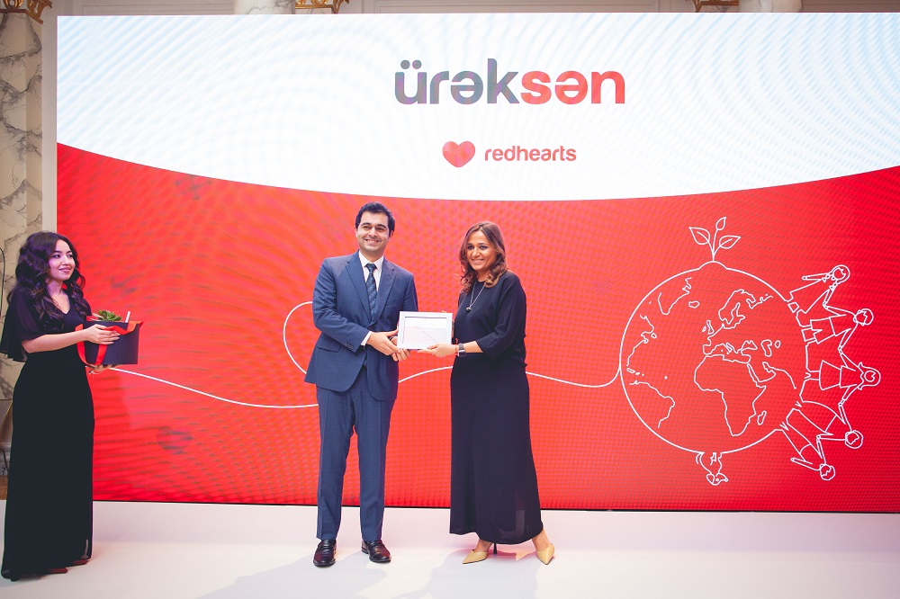 “Qırmızı ürəklər” Fondunun 1 yaşı tamam oldu!