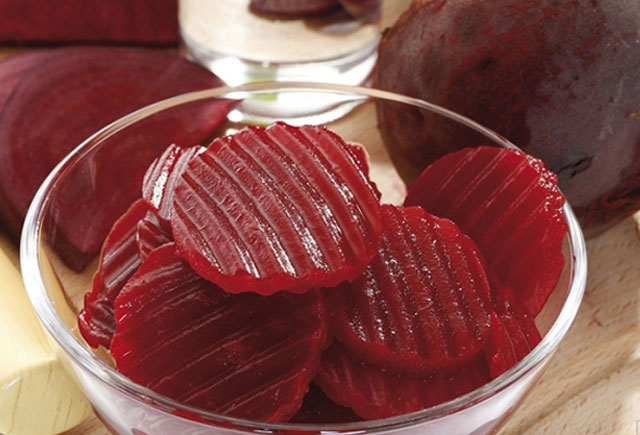 Hər gün bişmiş çuğundur yeyin - 1001 dərdin dərmanıdır