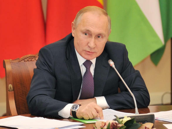Putinin illik gəliri açıqlandı