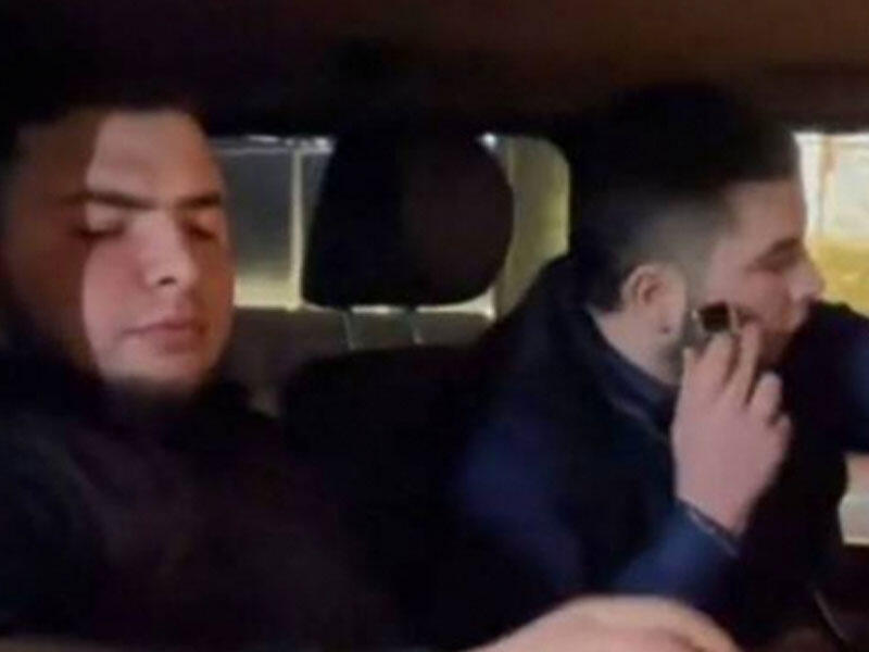 Məşhur iş adamının övladlarının “tik-tok” macəraları - İtə antrekot yedirdir, yol polisini dolamaqla fəxr edirlər - VİDEO