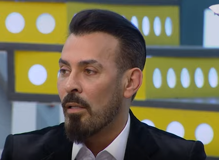 Niyamdan Aynura: “Mənimlə bir yataqda yatmayacaqsansa, məni dolama”