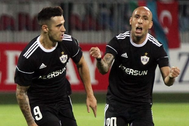 “Qarabağ” iki legioneri ilə yollarını ayırdı