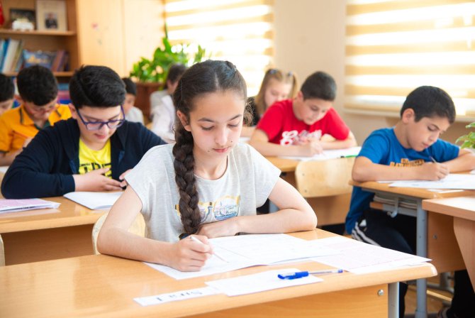 Şagirdlərin elektron yerdəyişməsi dayandırılıb - Diqqət!