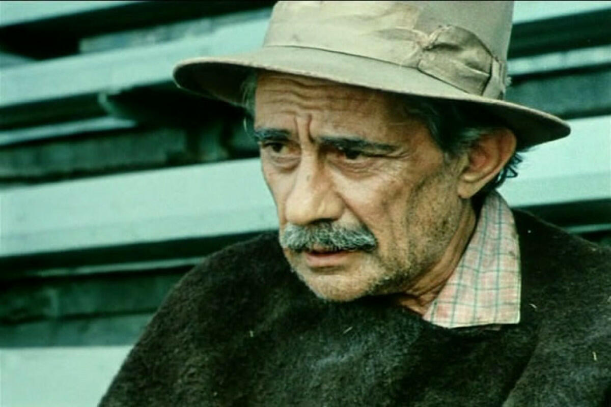Ölüm səhnəsi onu aktyor elədi, oğluna xəstə damğası vurdular - Atası ondan niyə imtina etmək istədi?