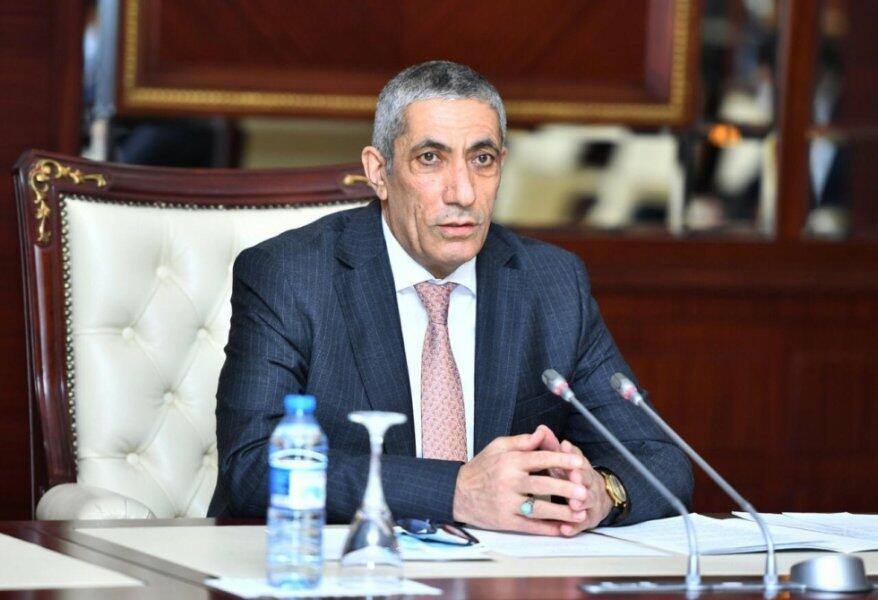 Siyavuş Novruzov: \\\"Sual yaranır ki, bu xanım necə gəlib düşdü MM-ə...\\\" - Müsahibə