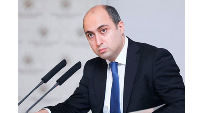 Emin Əmrullayev Mingəçevirdə onu gözləyən yüzdən çox vətəndaşı aldadaraq qaçdı