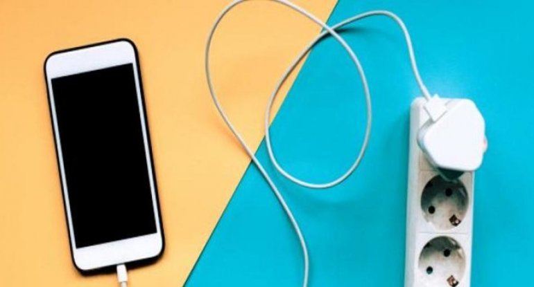 Telefonlarımızı necə şarj etməliyik? Bunlarda diqqətli olun