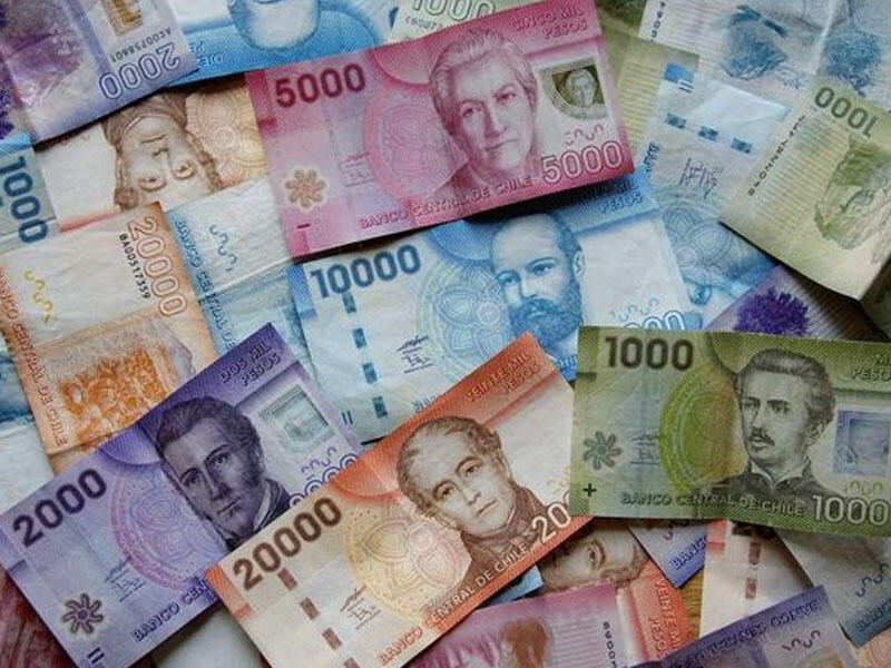 Maaş kartına səhvən 165 milyon yüklədilər, pulu götürüb aradan çıxdı