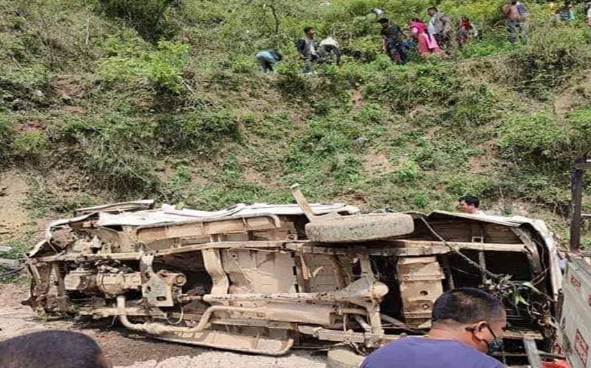 Avtobus qəzaya uğrayıb, 13 nəfər ölüb, daha 19-u yaralanıb