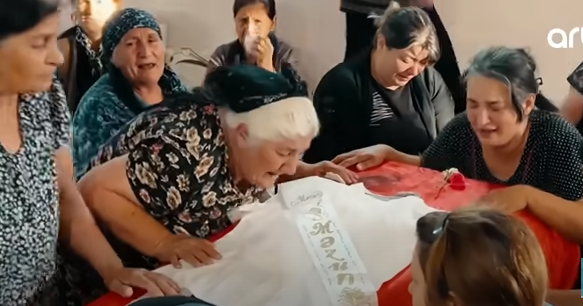 11-ci sinif şagirdi Zaurun dəfnindən ürək dağlayan VİDEO