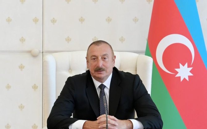 Prezidentin sədrliyi ilə bu ilin altı ayının yekunlarına həsr olunan müşavirə keçirilib