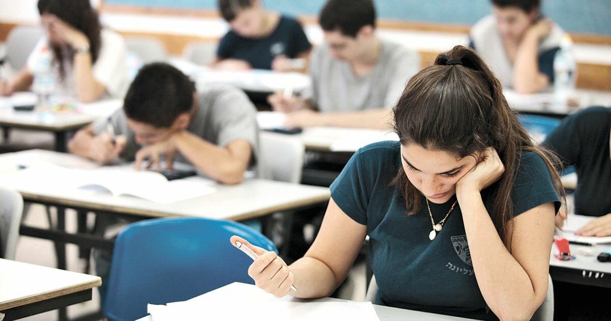 Ali məktəblərə imtahanlarda YENİ QƏRAR müəyyənləşdirildi