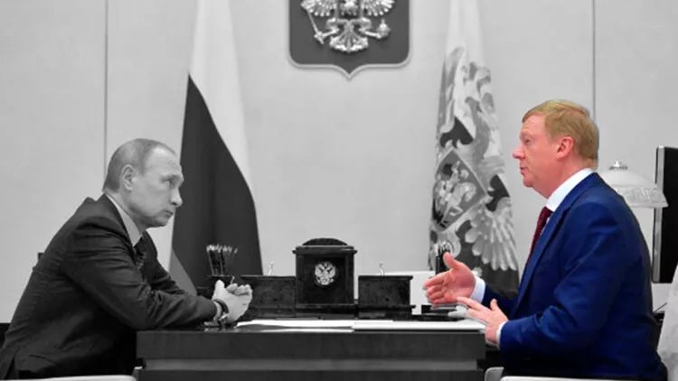 QORXUNC OLAY: bütün dünya Putinin keçmiş müşavirinin başına gələnlərdən danışır