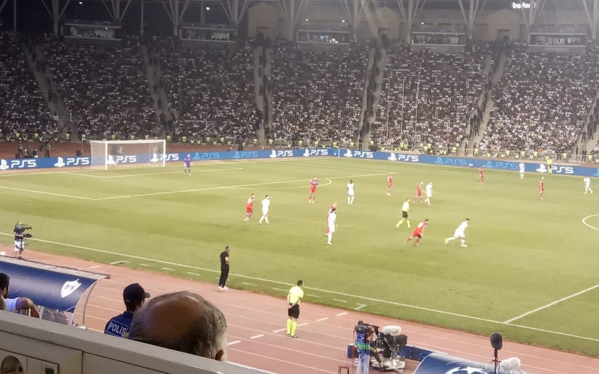 \\\"Qarabağ\\\" - \\\"Viktoriya\\\" oyununda insident
