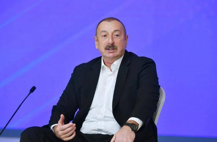 Prezident İtaliyada beynəlxalq forumda iştirak edir