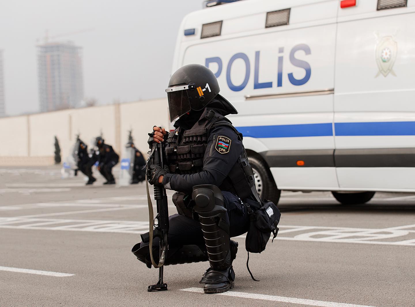 Bakı hava limanında ƏMƏLİYYAT - Tutulanlar VAR