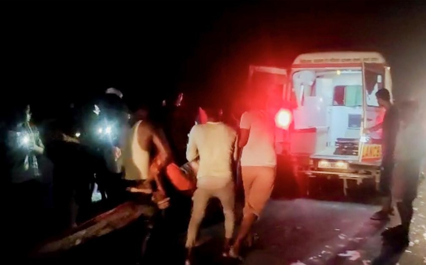 Hindistan qana boyandı: 26 ölü,xeyli sayda yaralı var