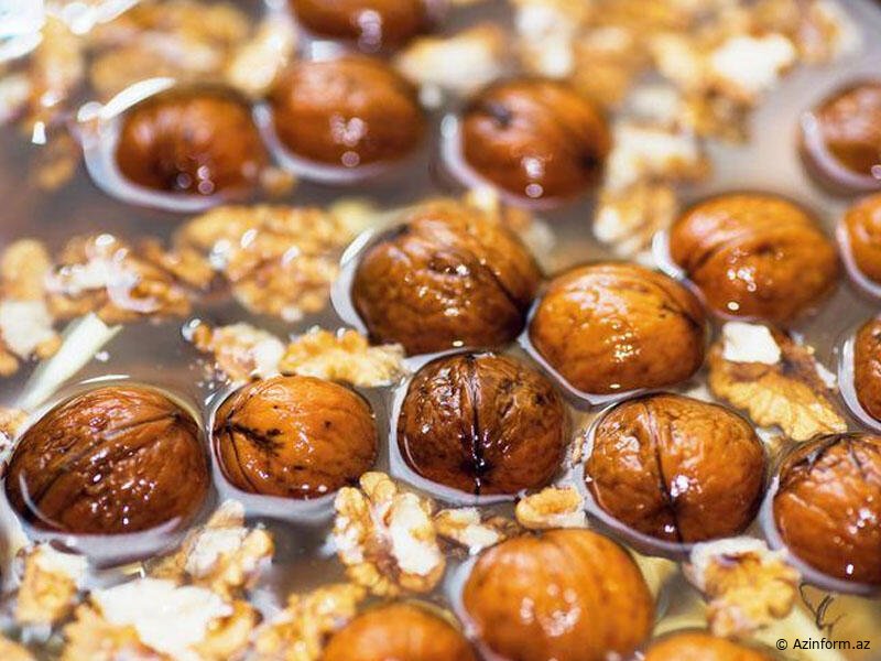 Qozu  bir gecə suda saxlayıb acqarına için: Görün nəyə dərmandır