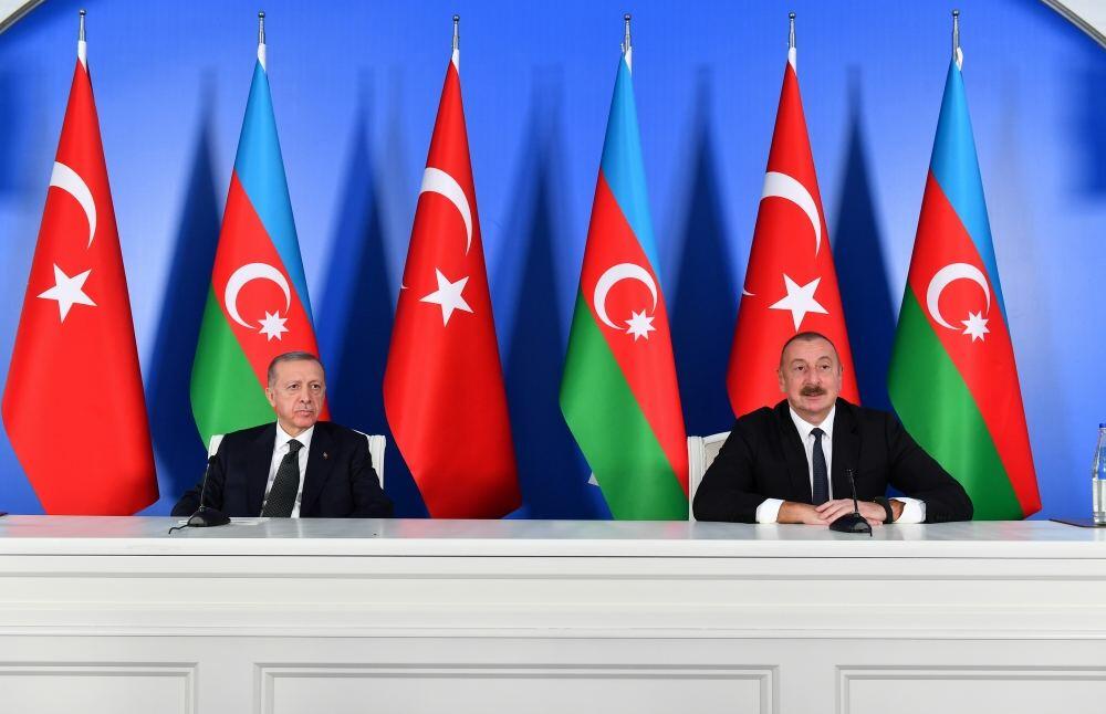 İlham Əliyev və Ərdoğan Azərbaycana təzyiq göstərmək istəyənlərə yerini göstərdi