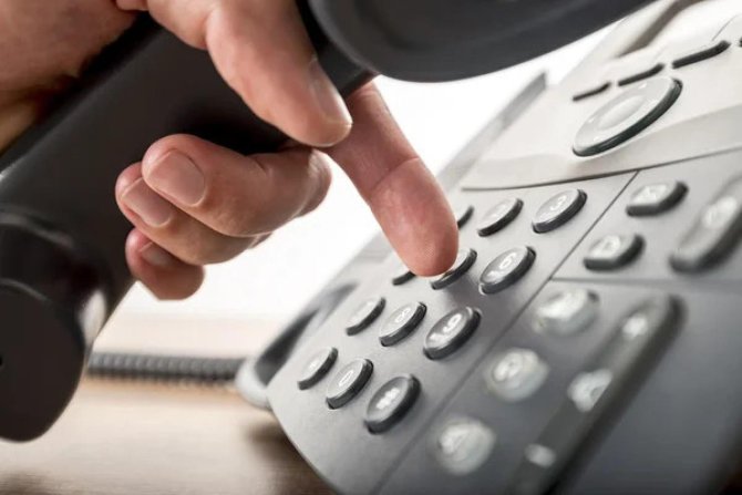 Sabit şəbəkə telefonlarından istifadənin abunə haqqı niyə qaldırılıb? – Qərar var, izah yoxdur!