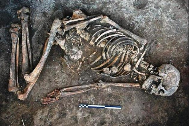Gəncədə ŞOK: 8 il əvvəl ölən qadının çarpayıda skeleti tapıldı