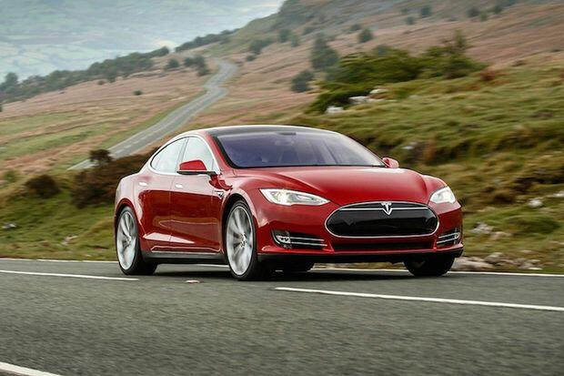 “Tesla” on minlərlə avtomobilini geri çağıracaq