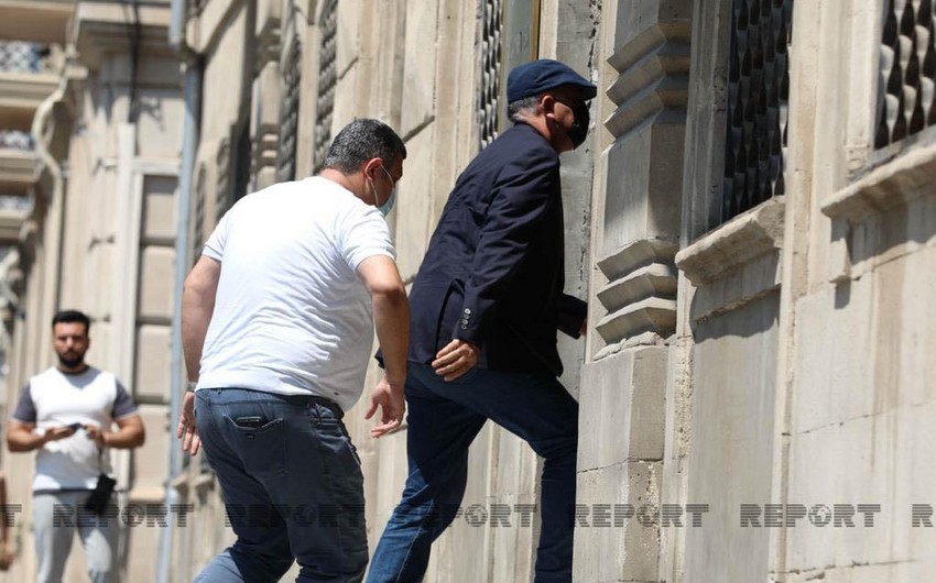 Səlim Müslümovun məhkəməsində şahid: \\\"İdarə rəisinə 69 min manat rüşvət vermişəm\\\"