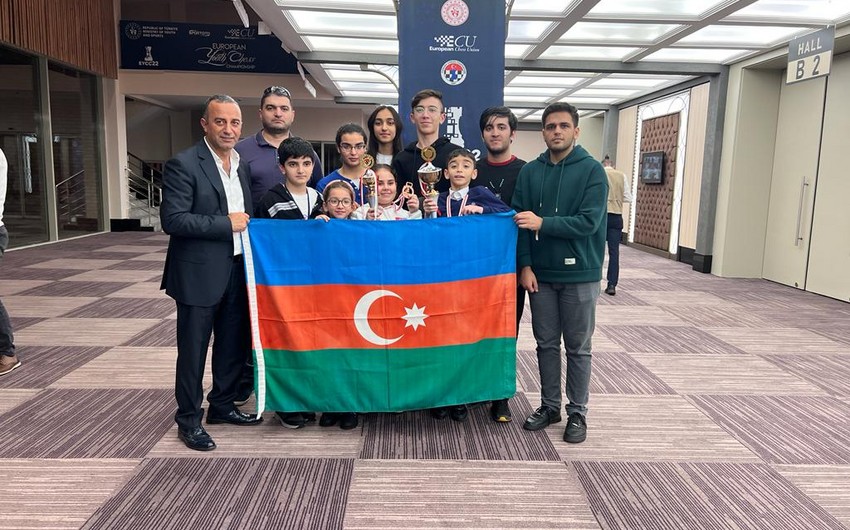 Azərbaycanın iki şahmatçısı Avropa çempionatında medal qazanıb