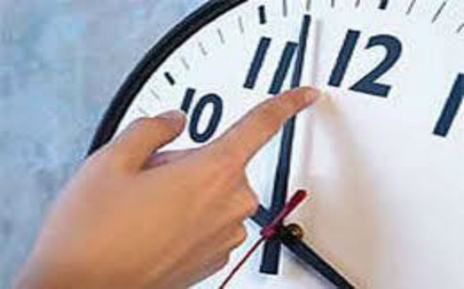Gün boyunca saat və dəqiqə əqrəbləri neçə dəfə üst-üstə düşür? - DİQQƏT TESTİ