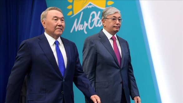 Nazarbayev Tokayevi təbrik edib