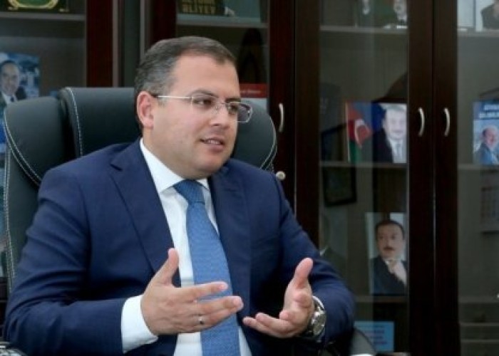 İcra başçısı Gülüstan Sarayında oğluna toy etdi - Stolun qiyməti şok etdi