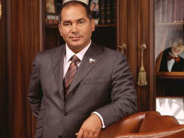 Fərhad Əhmədov iddialara cavab verdi: \\\"Hamısı yalandır\\\"