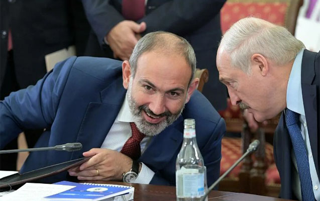 Lukaşenkonun Paşinyana verdiyi sual cavabsız qaldı - Video