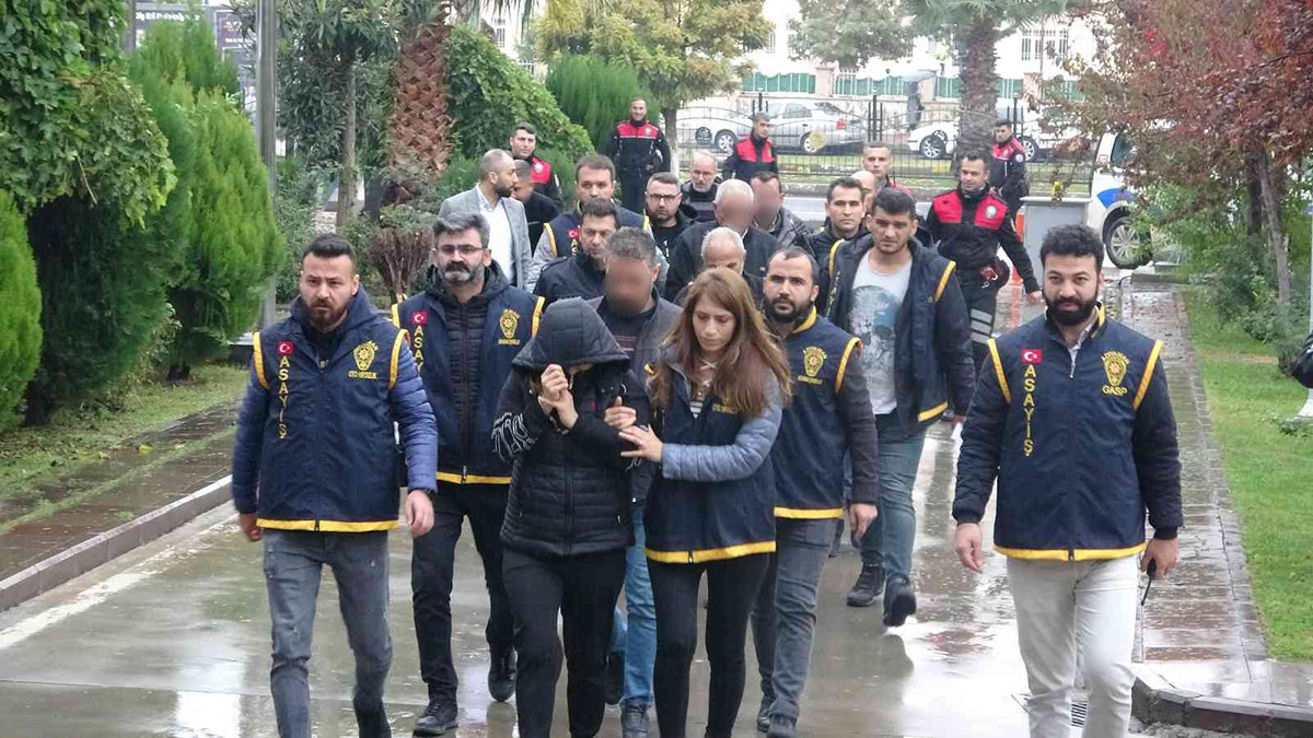 Tükürpədici hadisə: Qızı öldürənlər ata-anası imiş