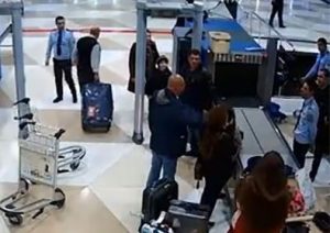 Nəyi ölkəyə icazə ilə gətirə və apara bilərik?