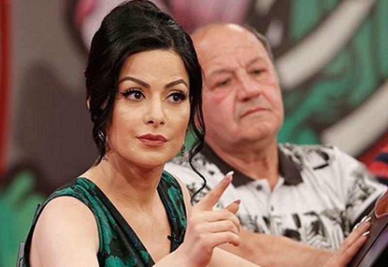 Bu xanım aparıcının belə böyük iki oğlunun olduğunu bilirdiniz? - İlk dəfə onları göstərdi - FOTO