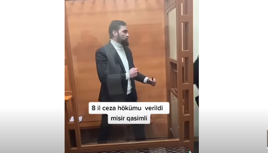 Misir Qasımlının məhkəməsindən şok video: Prokurora çaqqal deyib hücum etdi