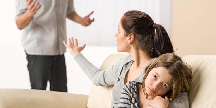 Rəsmi nikah olmayanda uşağa aliment verilirmi? - HÜQUQİ YARDIM
