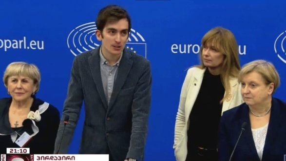 Saakaşvilinin oğlu kömək istədi: \\\"Ümid edirəm ki, atam  həbsdə ölməyəcək\\\"