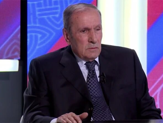 Levon Ter-Petrosyan xəstəxanaya aparılıb