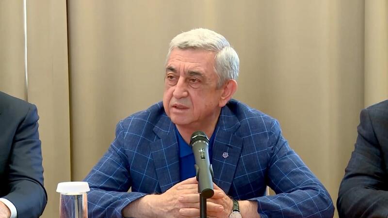 Sarkisyanın qızları məhkəməyə çağırıldı