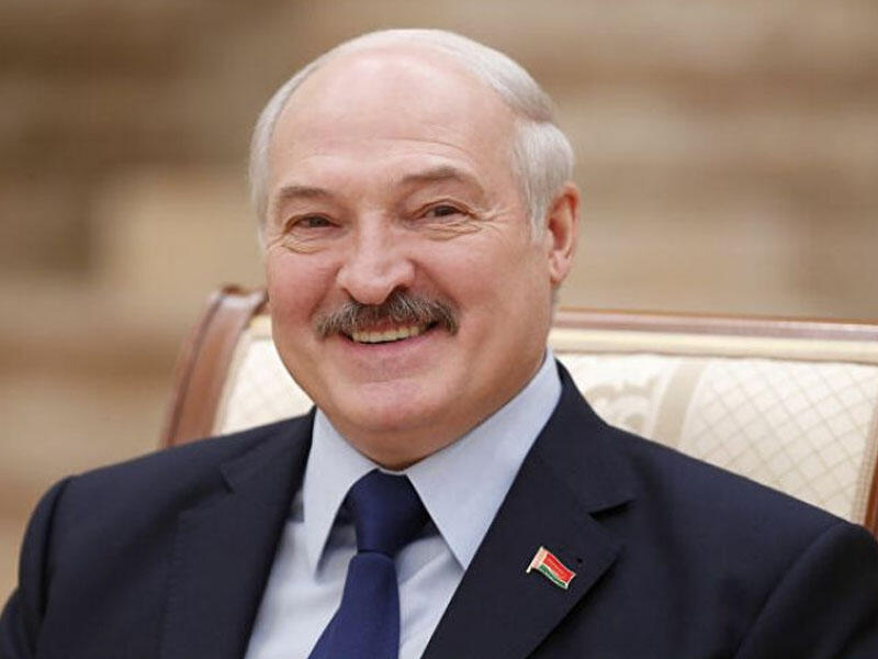 Lukaşenko Prezident İlham Əliyevi təbrik edi