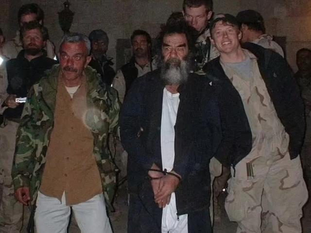 2023/01/03/1672769444_abd-li-asker-20-yil-once-yakalanan-saddam-huseyin-15537231_7310_m.jpg