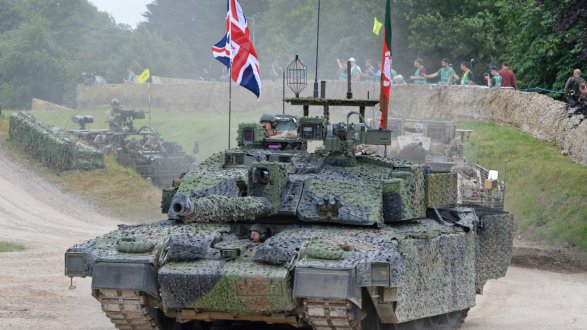 Britaniya Ukraynaya tanklar göndərəcək