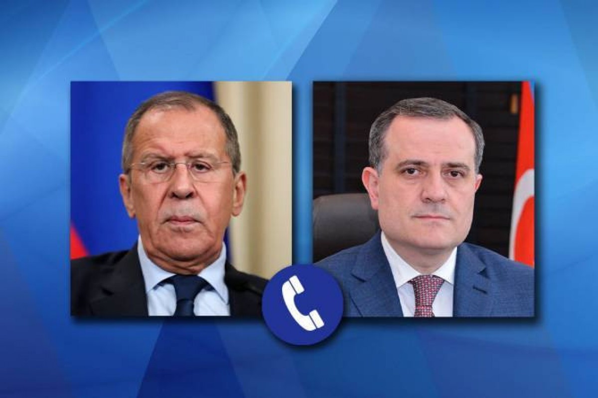 Ceyhun Bayramov rusiyalı həmkarı ilə telefonla danışıb