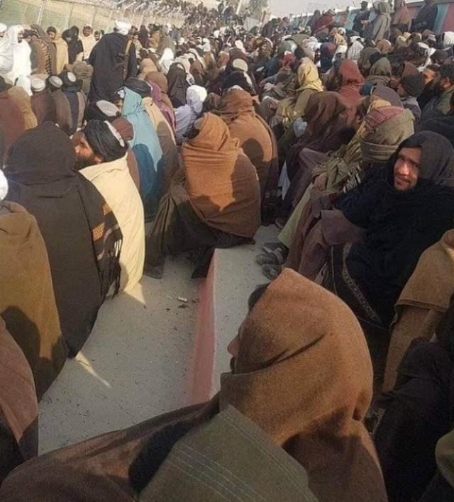 2023/01/17/1673980330_taliban-dan-insanlik-disi-ceza-9-erkegi-yuzlerce-15565624_5006_m.jpg