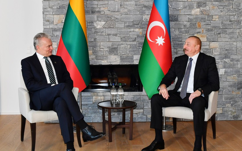 Azərbaycan və Litva prezidentləri Davosda görüşüblər 