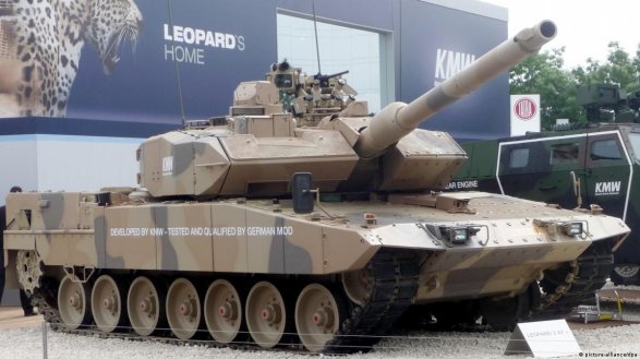 Hollandiya Ukraynanın xeyrinə 18 \\\"Leopard\\\" tankı almaq istəyir
