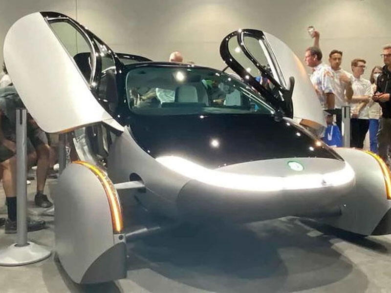 Aylarla elektrik enerjisinə ehtiyacı olmayan elektromobillər gəlir - VİDEO - FOTO