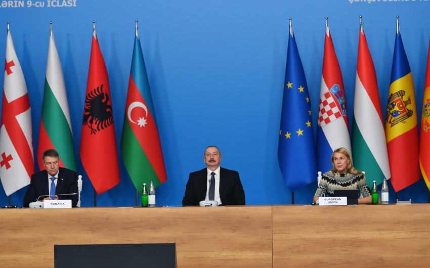 Azərbaycan Prezidenti italiyalı  naziri qəbul edib